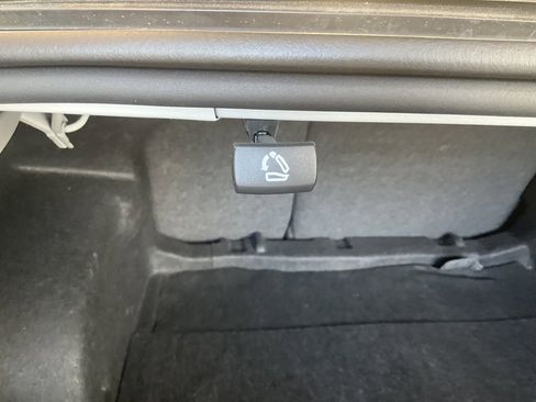 Used 2024 Chevrolet Malibu LT image 29