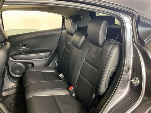 Used 2018 Honda HR-V EX-L image 6