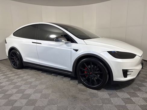 Used 2018 Tesla Model X P100D image 9