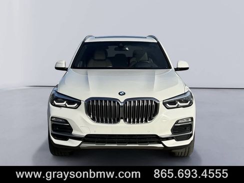 Used 2021 BMW X5 xDrive40i w/ Premium Package 3 image 8