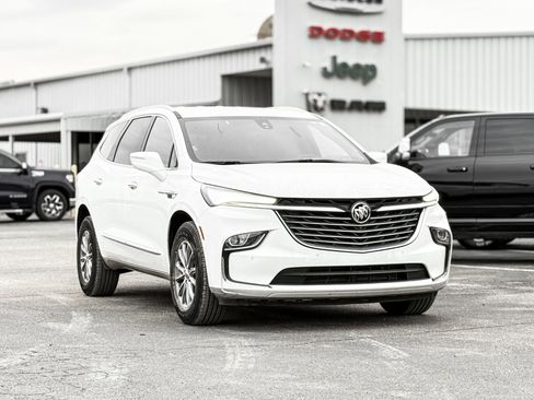 Certified 2024 Buick Enclave Premium image 3