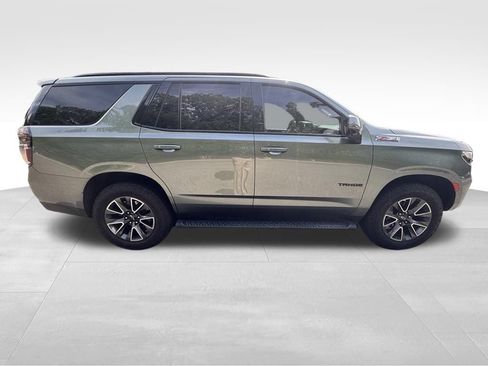 Used 2023 Chevrolet Tahoe Z71 w/ Luxury Package AWD/4WD image 9