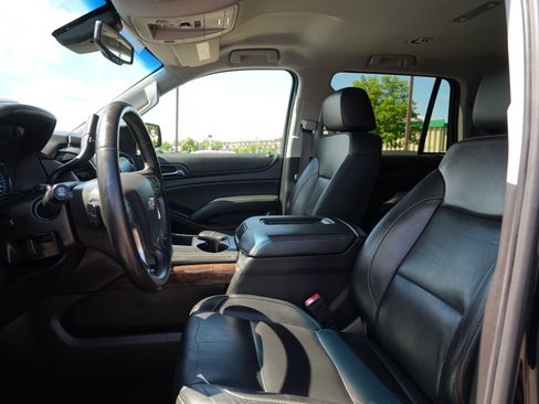 Used 2018 Chevrolet Tahoe LT AWD/4WD image 12