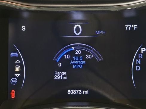 Used 2018 Jeep Grand Cherokee Altitude RWD image 29