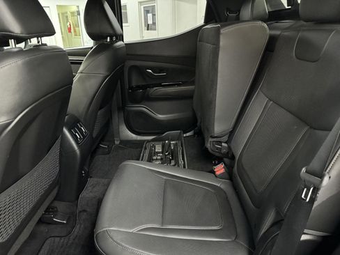 Used 2023 Hyundai Santa Cruz Limited image 27