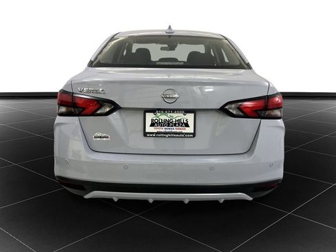 New 2025 Nissan Versa SV w/ Trunk Package FWD image 4