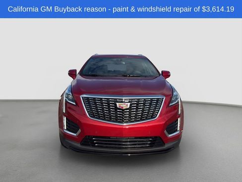 Used 2025 Cadillac XT5 Luxury FWD image 2