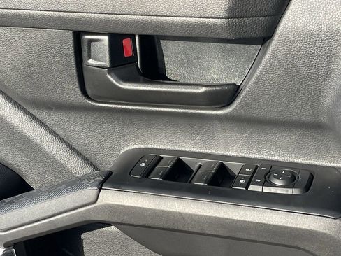 New 2026 Toyota Tacoma SR5 AWD/4WD image 17