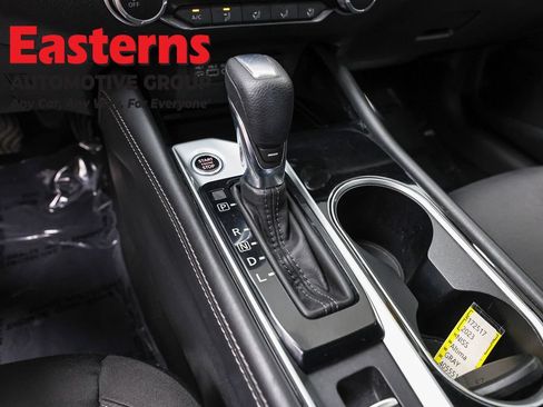 Used 2023 Nissan Altima 2.5 SV AWD/4WD image 13