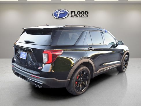 Certified 2021 Ford Explorer ST w/ Equipment Group 401A image 4
