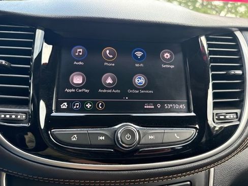 Used 2022 Chevrolet Trax LT w/ LT Convenience Package image 33