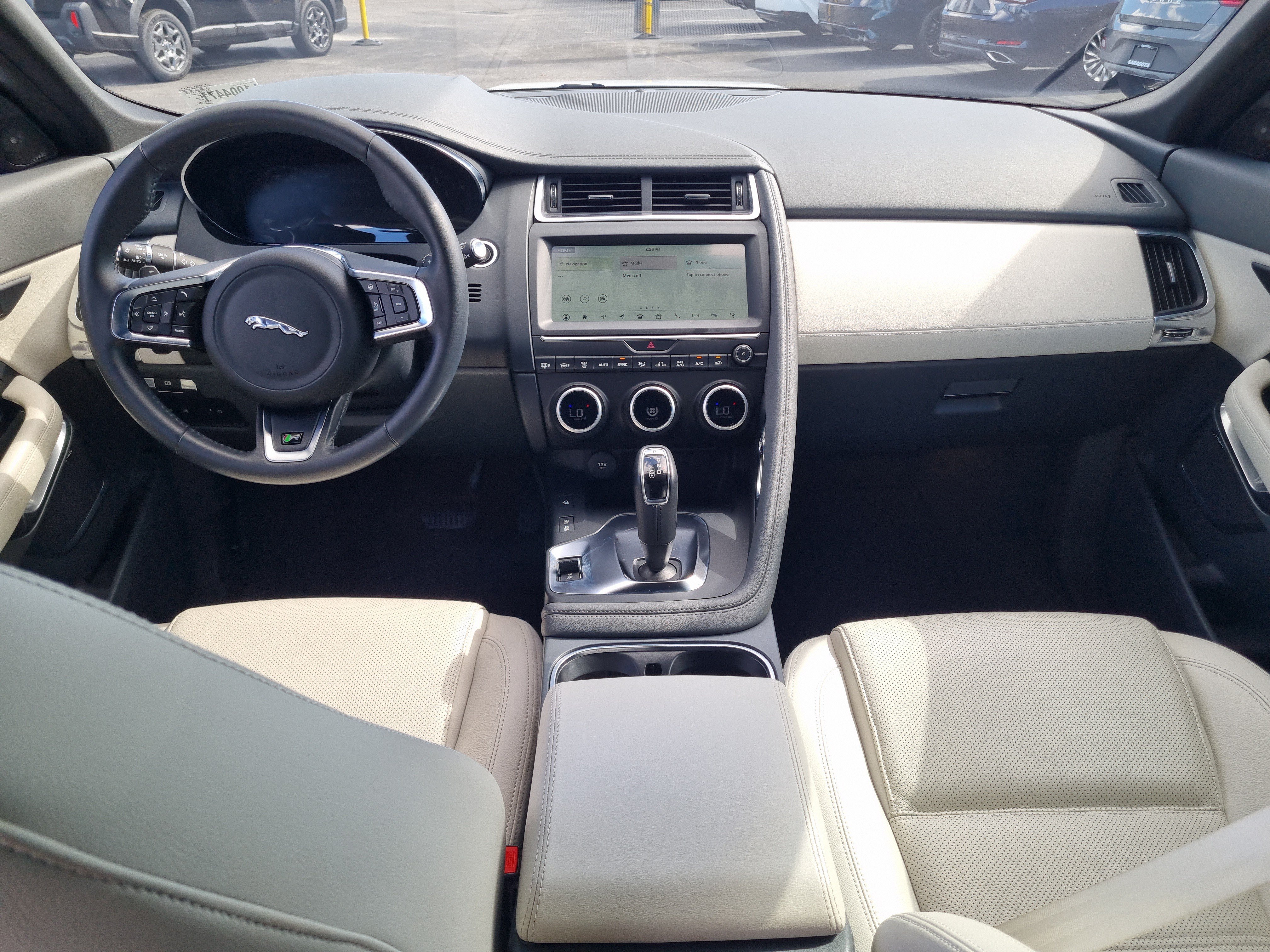 Used 2020 Jaguar E-PACE SE AWD/4WD image 15