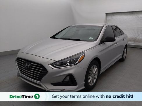 Used 2018 Hyundai Sonata SE image 1
