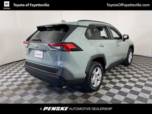Used 2020 Toyota RAV4 XLE image 5