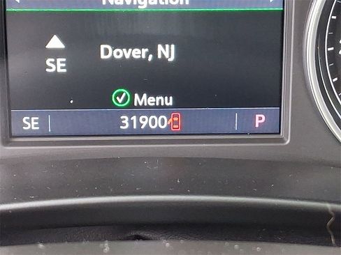 Used 2021 Buick Enclave Premium w/ Sun and Sites Package image 13