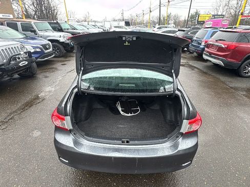 Used 2013 Toyota Corolla L image 19