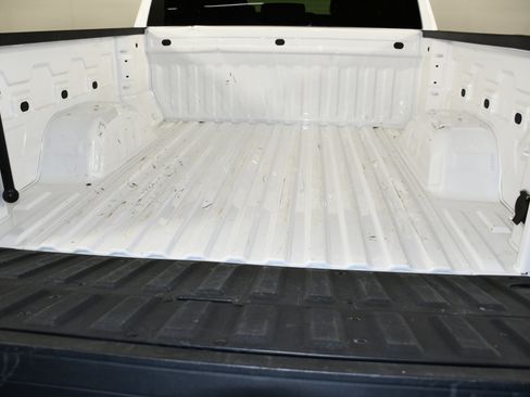 Used 2025 GMC Sierra 1500 SLT image 52