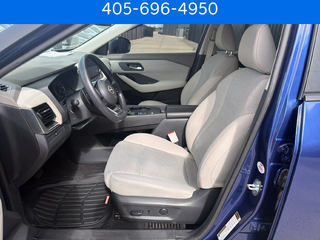 Used 2023 Nissan Rogue SV FWD image 14