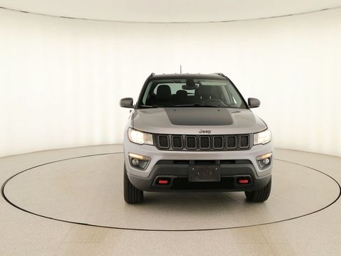 Used 2018 Jeep Compass Trailhawk AWD/4WD image 11