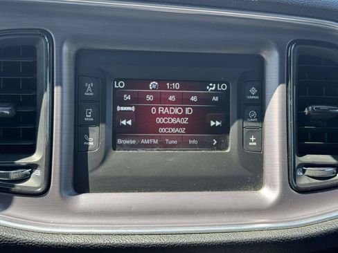 Used 2016 Dodge Challenger SXT RWD image 24