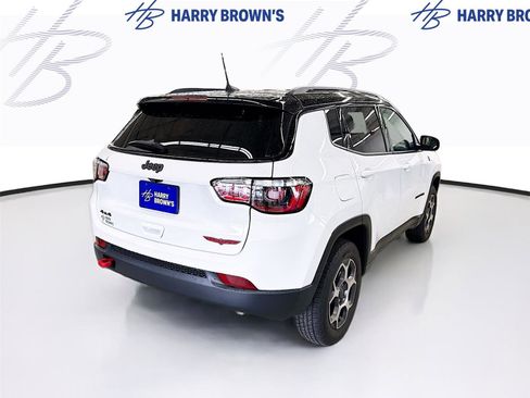 Used 2022 Jeep Compass Trailhawk w/ Trailhawk Convenience Group AWD/4WD image 10
