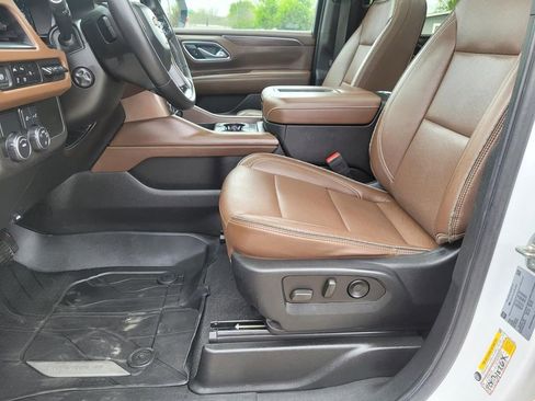 Certified 2023 Chevrolet Tahoe High Country RWD image 18