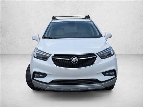 Used 2017 Buick Encore Essence FWD image 2