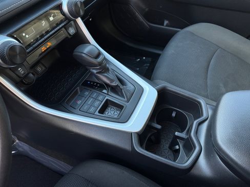 Used 2024 Toyota RAV4 LE image 13