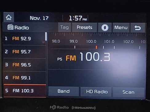 Used 2017 Kia Sorento EX image 25