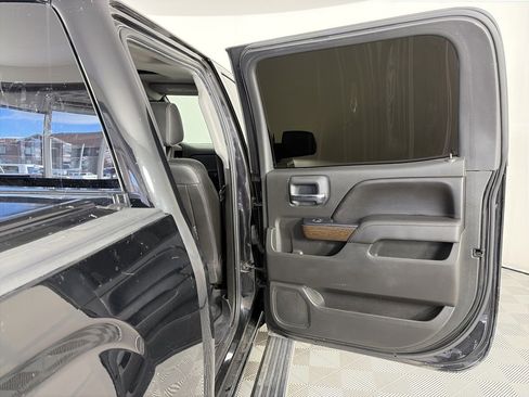 Used 2017 GMC Sierra 1500 Denali w/ Denali Ultimate Package image 27