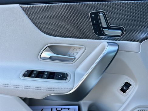 New 2025 Mercedes-Benz CLA 250 image 11