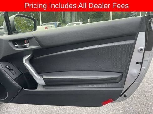 Used 2020 Toyota 86 RWD image 15