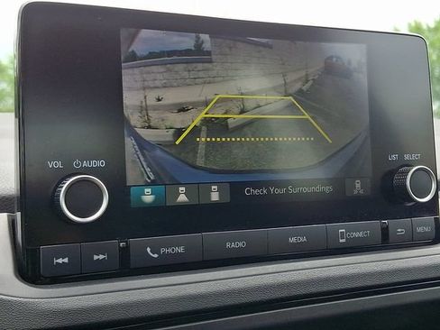 Used 2024 Honda Accord EX image 18