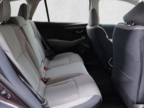 Used 2025 Subaru Outback Premium AWD/4WD image 28