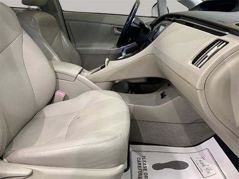 Used 2010 Toyota Prius Two image 16