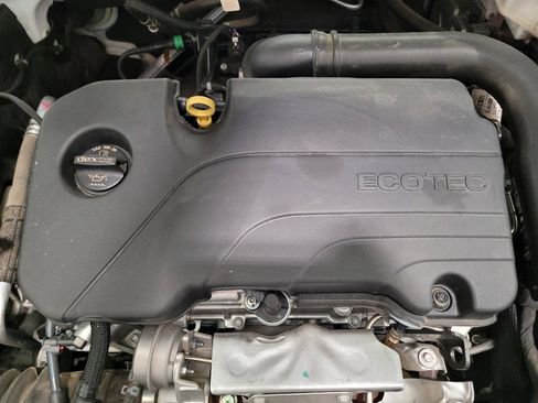 Used 2024 Chevrolet Malibu RS FWD image 30