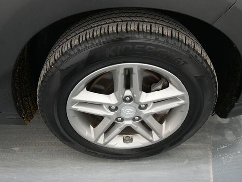 Used 2020 Hyundai Kona SE AWD/4WD image 10