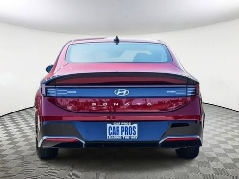Used 2025 Hyundai Sonata SEL FWD image 8