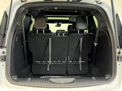 New 2026 Chrysler Pacifica Select image 7