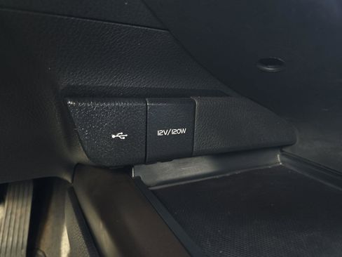 Used 2022 Toyota Camry SE image 22