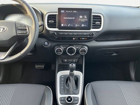 New 2026 Hyundai Venue SEL FWD image 11