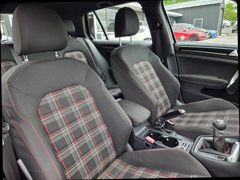 Used 2016 Volkswagen GTI S FWD image 26
