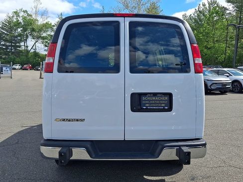 Certified 2024 Chevrolet Express 2500 w/ Driver Convenience Package RWD image 6