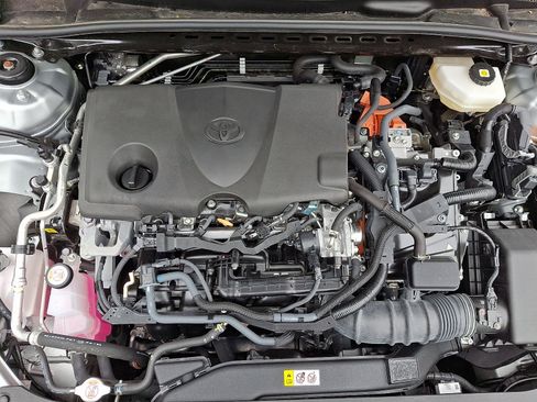 Used 2025 Toyota Camry LE FWD image 27