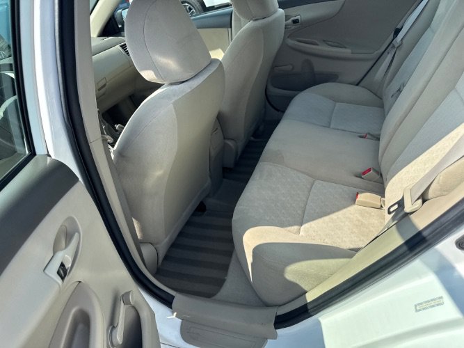 Used 2009 Toyota Corolla FWD image 14