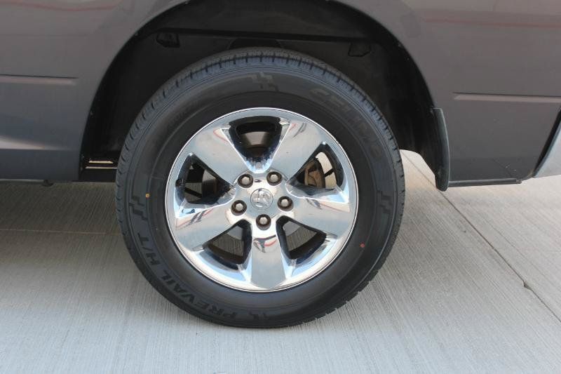 Used 2017 RAM 1500 Big Horn RWD image 36