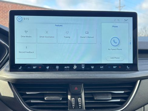 Certified 2025 Ford Escape Platinum w/ Premium Technology Package image 37