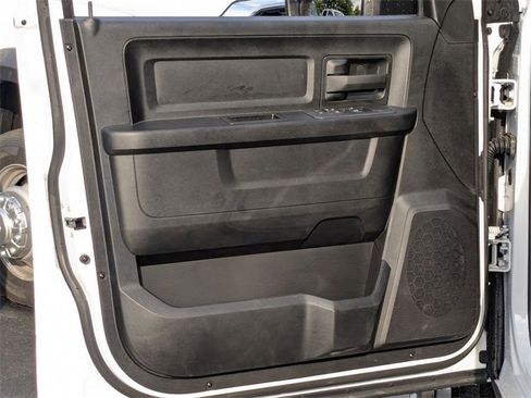 New 2025 RAM 3500 Tradesman w/ Chrome Appearance Group image 10