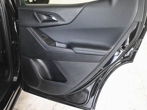 Used 2026 Chevrolet Equinox LT image 12