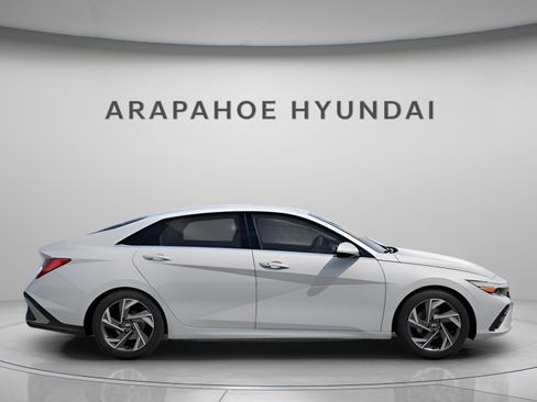 New 2026 Hyundai Elantra Limited image 5